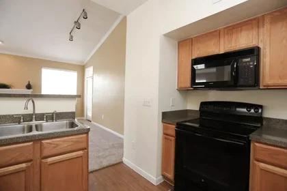 Stanza privata in Huebner Road, immagine 31 di 31
