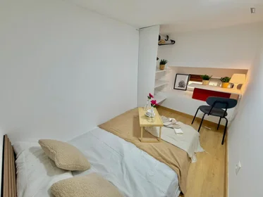 Privatzimmer in der Calle Hortaleza, bild 1 von 10
