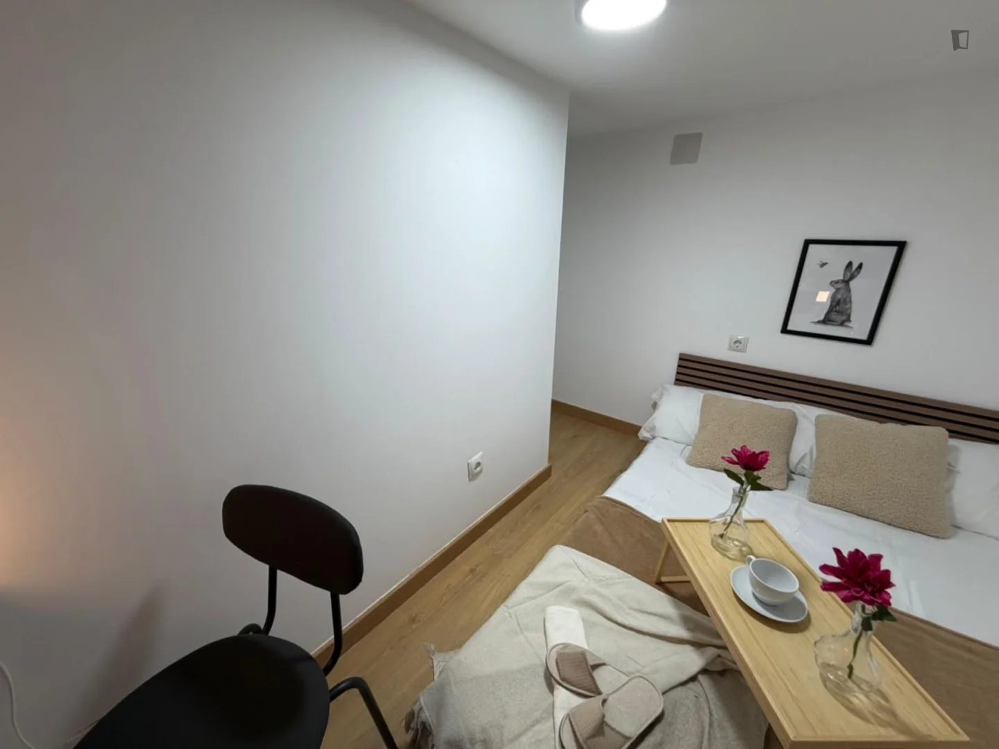 Zimmer in Studentenwohnung in  zu vermieten, voll möbliert
