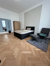 Stanza privata in Sandweg, Innenstadt III, immagine 1 di 8