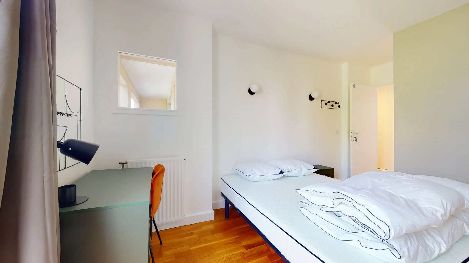 Habitación estudiantil económica con ubicación conveniente en 