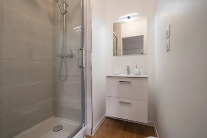 Stanza privata in 33 Promenade Michel Simon, immagine 18 di 18