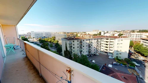 Habitación privada en 5 Bd de Larramet, 31300 Toulouse, France, imagen 5 de 15