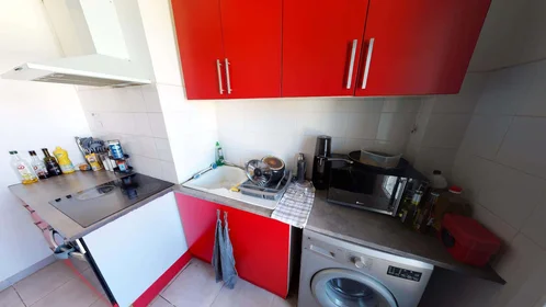 Habitación privada en 5 Bd de Larramet, 31300 Toulouse, France, imagen 8 de 15