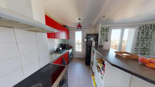 Habitación privada en 5 Bd de Larramet, 31300 Toulouse, France, imagen 9 de 15