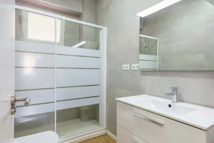 Stanza privata in Carrer de Motilla del Palancar, Rascanya, 46019 València, Valencia, Spain, immagine 15 di 15
