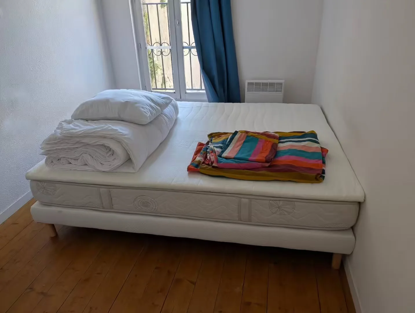 Habitación estudiantil económica cerca del campus en 