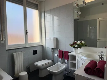 Private room at Via Privata Marciano, image 23 of 33