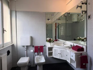 Private room at Via Privata Marciano, image 24 of 33