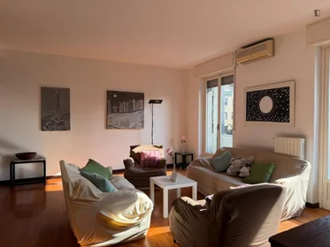 Private room at Via Privata Marciano, image 8 of 33