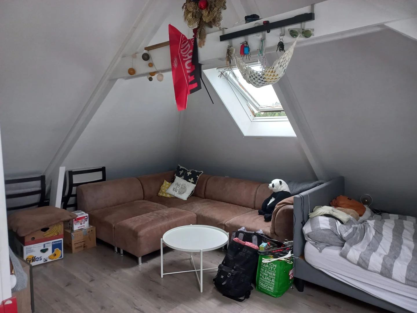 Chambre d'étudiant confortable et spacieuse dans 