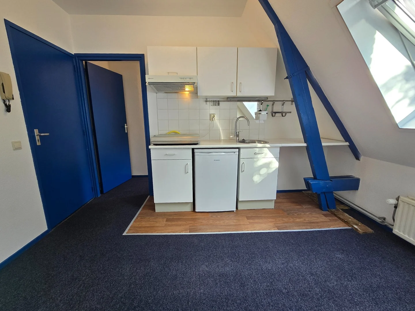 Apartamento estúdio totalmente equipado para estudantes em 