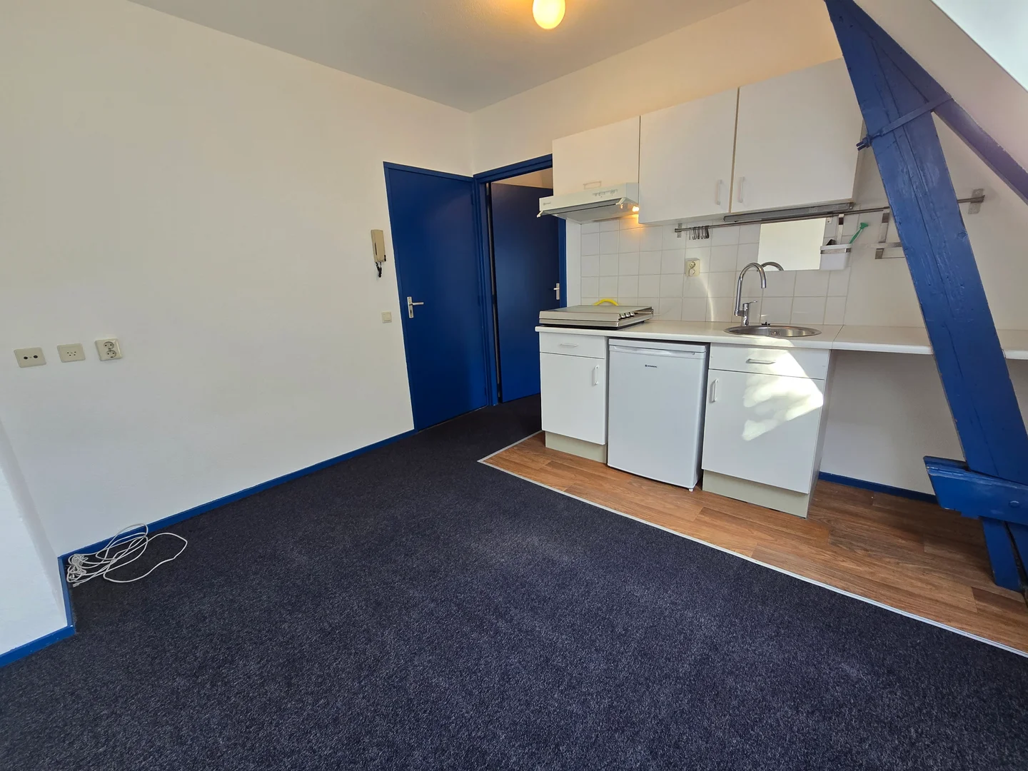 Apartamento estúdio chique perto do campus em 