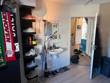 私人房间 在 Haaksbergerstraat, 10的图像6