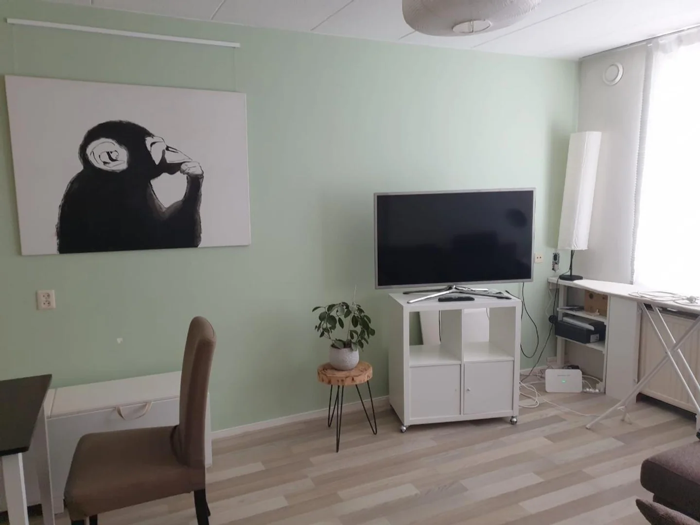 'de öğrenci dairesinde, tamamen mobilyalı kiralık oda