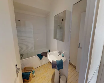 Privatzimmer in der Rue Garibaldi, bild 12 von 13