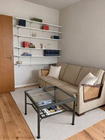 Entire apartment at Schumannstraße, image 11 of 12