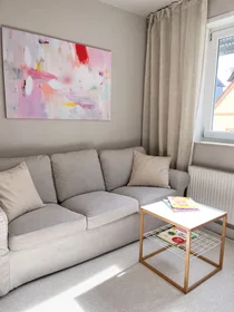Entire apartment at Neißestraße, image 5 of 16