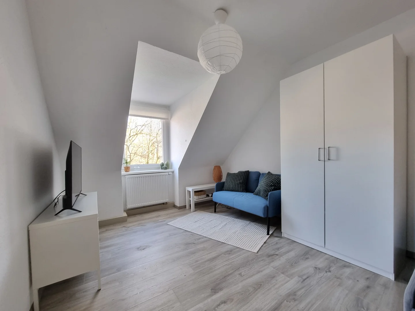 Room for rent in student apartment in , fully furnished