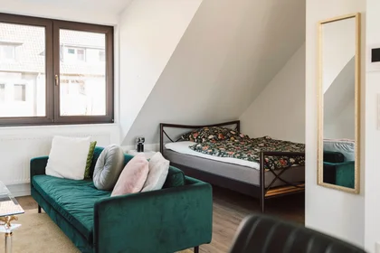 Appartamento intero in Olpener Straße, immagine 1 di 10