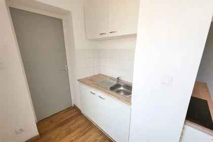 Logement entier à Rue Daubenton, , image 2 de 7