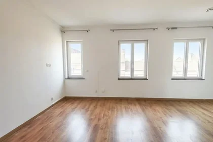 Logement entier à Rue Daubenton, , image 3 de 7