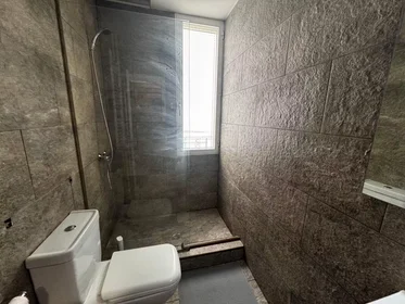 Privatzimmer in der Calle de Francisco Ricci, Chamberí, bild 7 von 10
