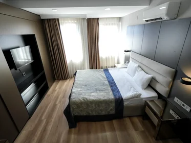Logement entier à Abide-i Hürriyet Caddesi 139, image 2 de 26
