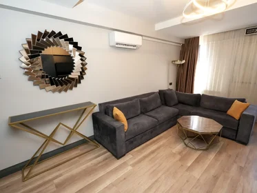 Logement entier à Abide-i Hürriyet Caddesi 139, image 16 de 26