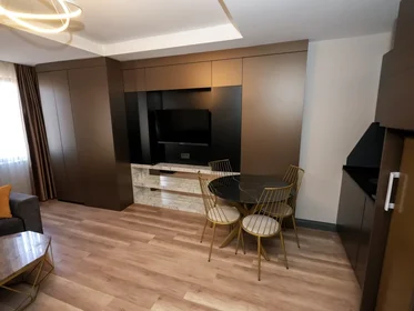 Logement entier à Abide-i Hürriyet Caddesi 139, image 17 de 26