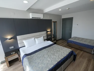 Logement entier à Abide-i Hürriyet Caddesi 139, image 4 de 26