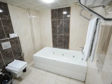 Logement entier à Abide-i Hürriyet Caddesi 139, image 9 de 26