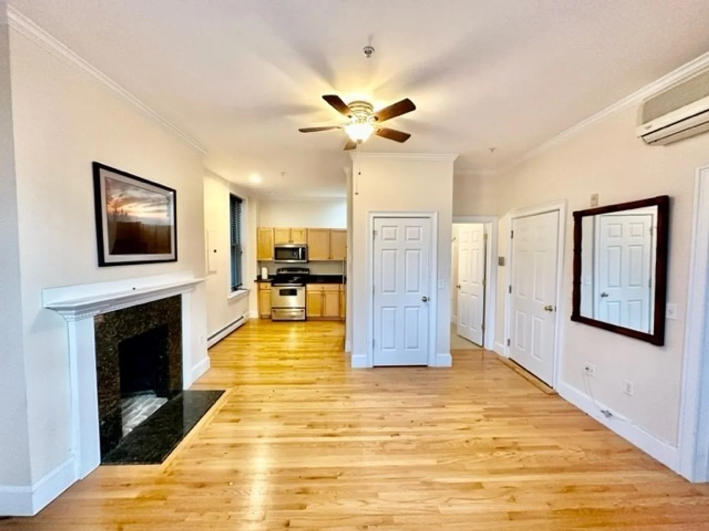 435, Beacon, Unit 4, Back Bay, Boston, MA, 02115