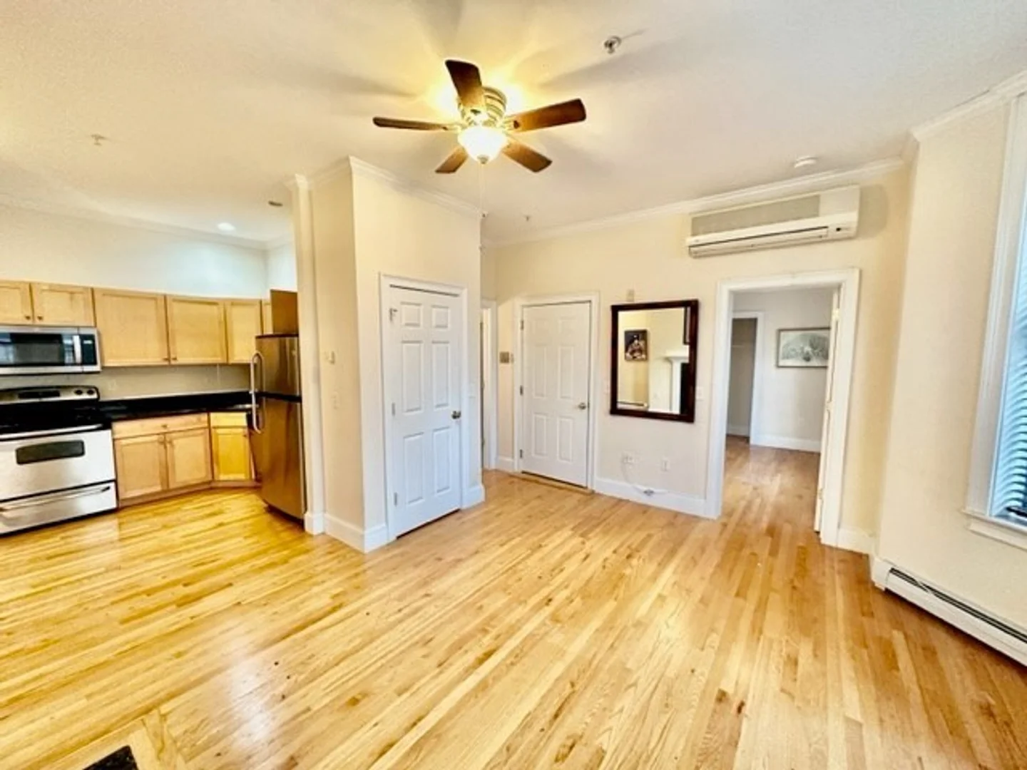 435, Beacon, Unit 4, Back Bay, Boston, MA, 02115