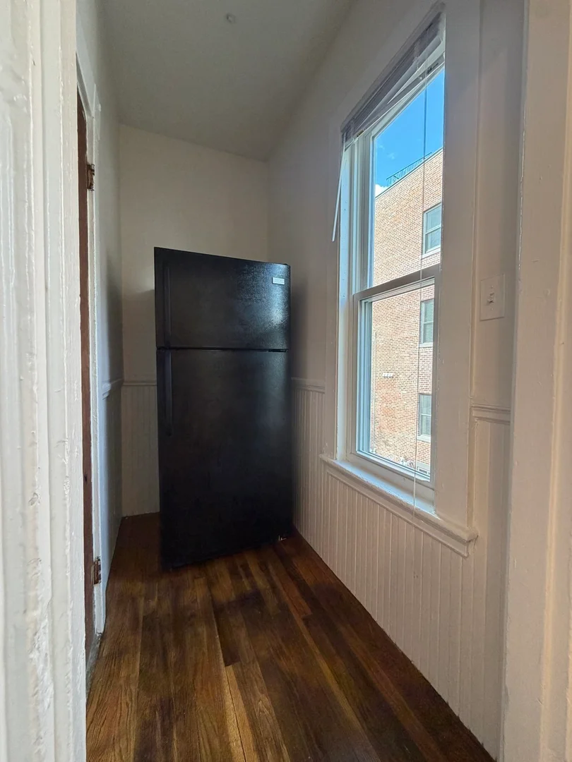 327, Columbia St., Unit 2, Wellington, Cambridge, MA, 02141