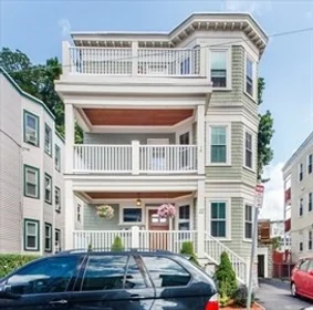 Całe miejsce w rezydencji 22, Santuit St., Unit 2, Dorchester, Boston, MA, 02124, obraz 8 22