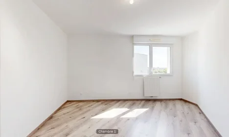 Dairenin tamamı konumu Avenue Marie-Antoinette Tonnelat, Doulon-Bottière, 8 10 görüntüsü