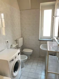 Prywatny pokój Via Canelli, Nizza Millefonti, obraz 9 10