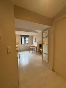 Kawalerka Rua da Formosa, obraz 12 14