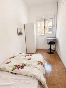 Private room at Calle Beato Juan Grande, image 2 of 6