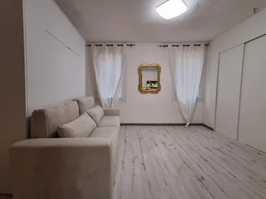 Dairenin tamamı konumu Via Broccaindosso, 15 16 görüntüsü
