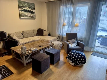 Entire apartment at Gunnarskogsgatan 5, image 1 of 9