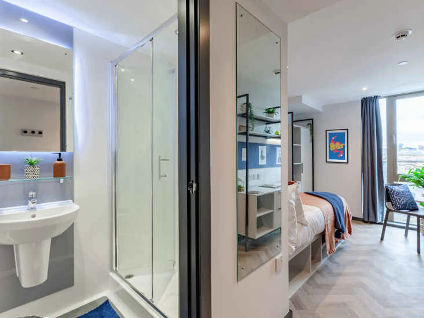 Budget-friendly student room close to campus in 