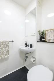 Private room in residence at 36 Vauxhall Rd, Liverpool L3 6AU, United Kingdom, image 5 of 28