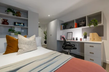 Stanza privata in residence in 8 Parkside, Coventry CV1 2PQ, United Kingdom, immagine 1 di 27