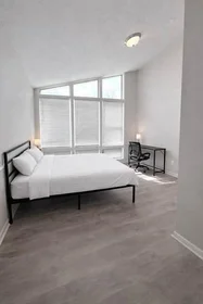 Gesamte Unterkunft im Wohnheim in der Street, TX, Houston, United States, 77013, bild 2 von 14
