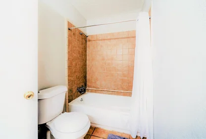 Gesamte Unterkunft im Wohnheim in der Street, TX, Pasadena, United States, 77506, bild 13 von 20