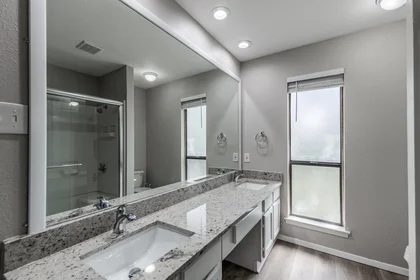Dairenin tamamı Ikamet yerinde konumu Street, TX, Arlington, United States, 76014, 21 25 görüntüsü