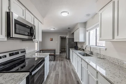 Dairenin tamamı Ikamet yerinde konumu Street, TX, Arlington, United States, 76014, 7 25 görüntüsü
