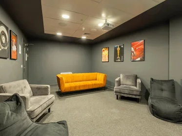 Studio in residence at 123 Huntingdon St, Nottingham NG1 3NG, United Kingdom           , image 14 of 27